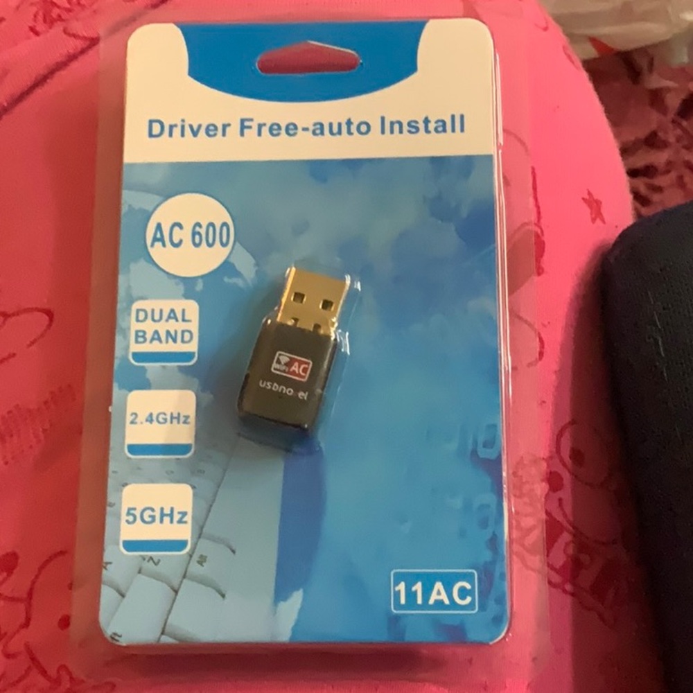 AC 600 Dual Band USB Adapter